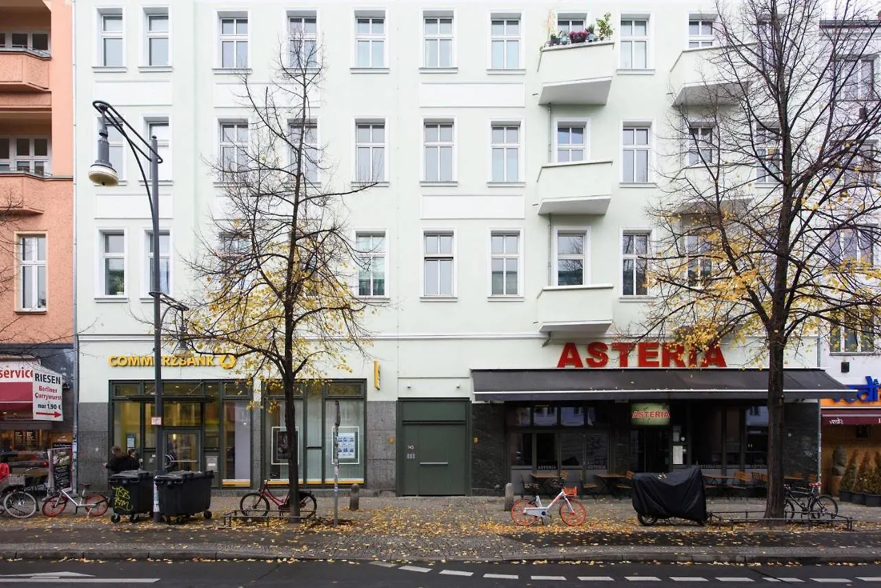 Hotelroom In Berlin N11 Prenzlauer Berg New Konukevi